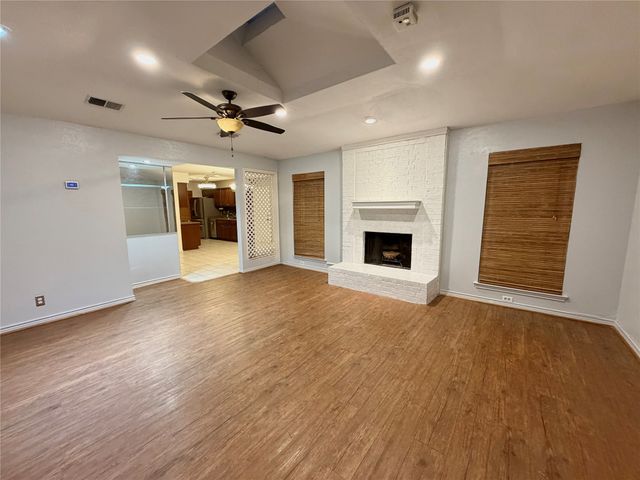 2704 Mill Trace, Carrollton, TX 75007