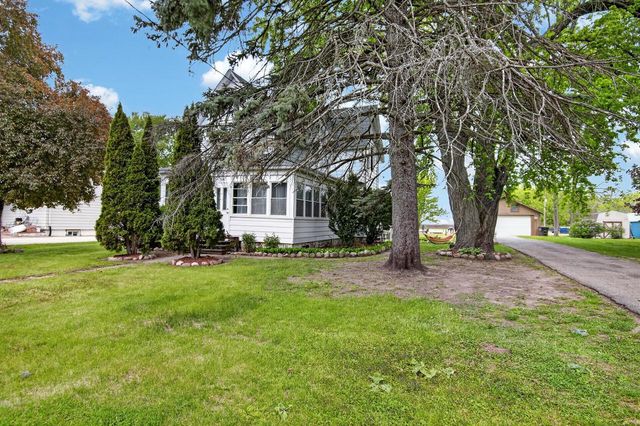 224 Howard STREET, Walworth, WI 53184