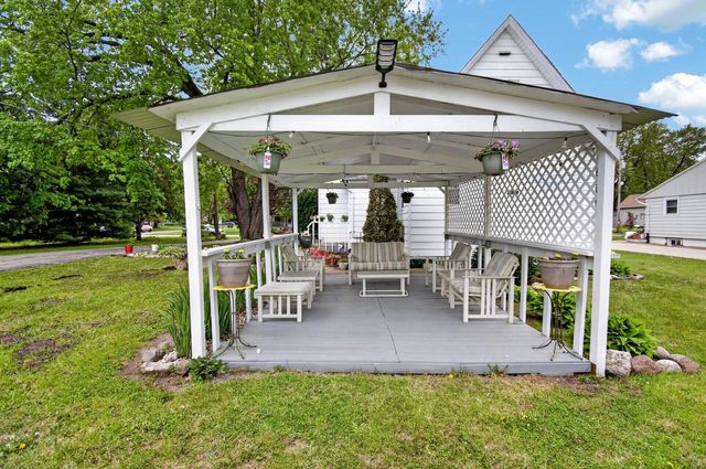 224 Howard STREET, Walworth, WI 53184