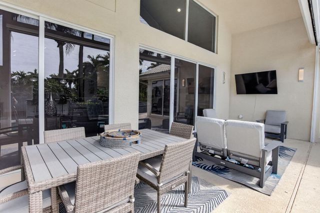 17320 Loch Lomond Way, Boca Raton, FL 33496