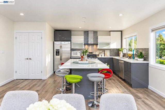 4734 Geranium Place, Oakland, CA 94619