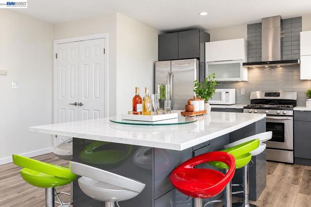 4734 Geranium Place, Oakland, CA 94619
