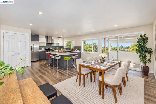 4734 Geranium Place, Oakland, CA 94619