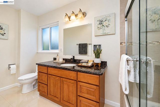 4734 Geranium Place, Oakland, CA 94619