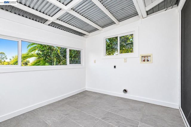 4734 Geranium Place, Oakland, CA 94619