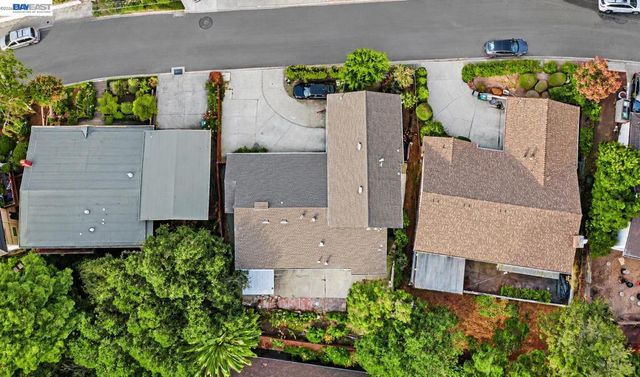 4734 Geranium Place, Oakland, CA 94619