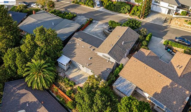 4734 Geranium Place, Oakland, CA 94619
