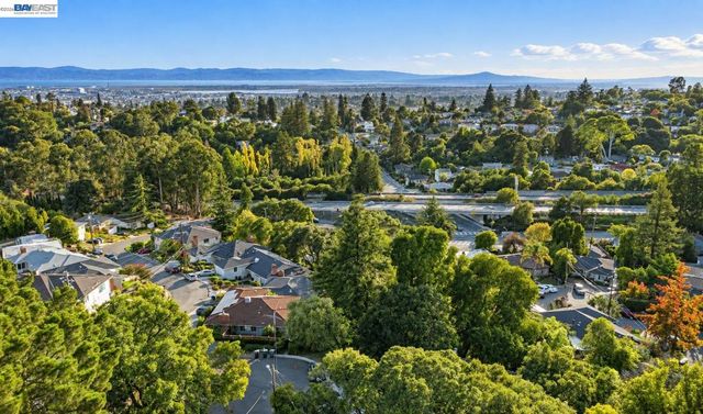 4734 Geranium Place, Oakland, CA 94619