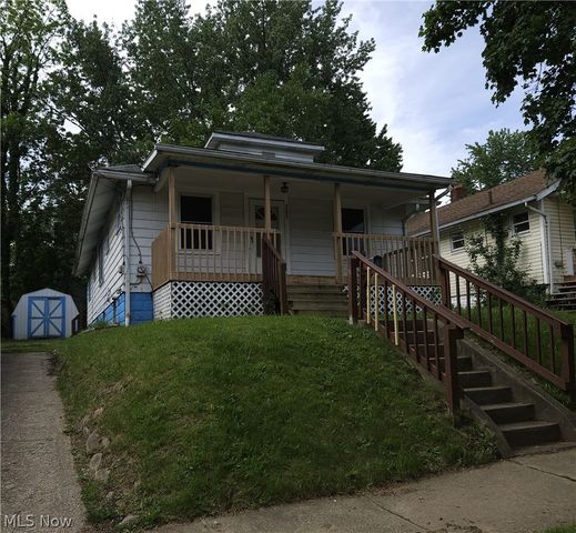 578 Plum Avenue, Akron, OH 44305