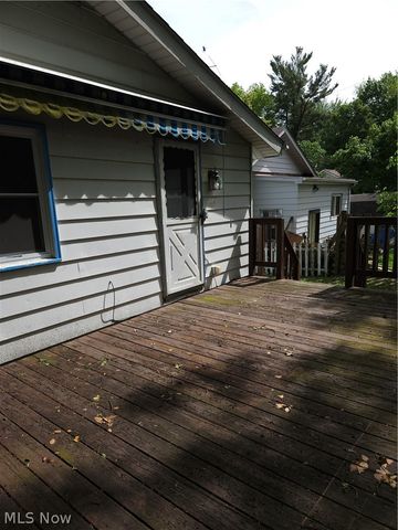 578 Plum Avenue, Akron, OH 44305