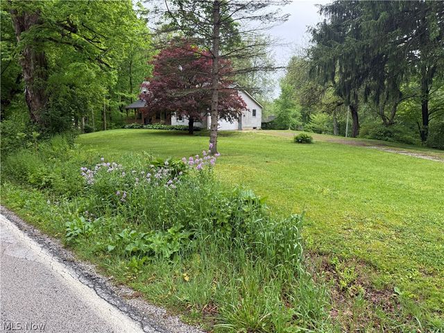 11165 Peck Road, Mantua, OH 44255