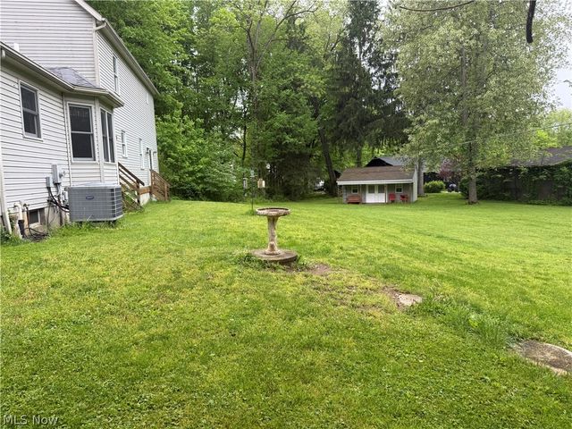 11165 Peck Road, Mantua, OH 44255