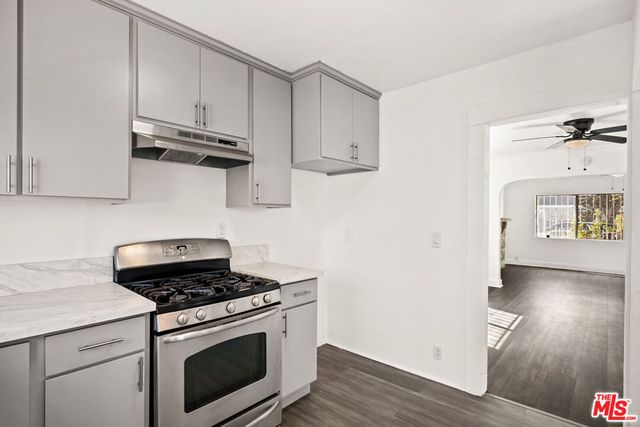 1333 W 57th Street, Los Angeles, CA 90037