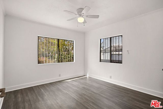 1333 W 57th Street, Los Angeles, CA 90037