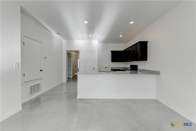 526 Lost Trail B, Copperas Cove, TX 76522