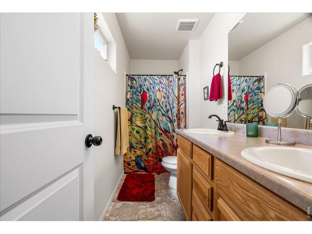 1814 102nd Ave Ct, Greeley, CO 80634