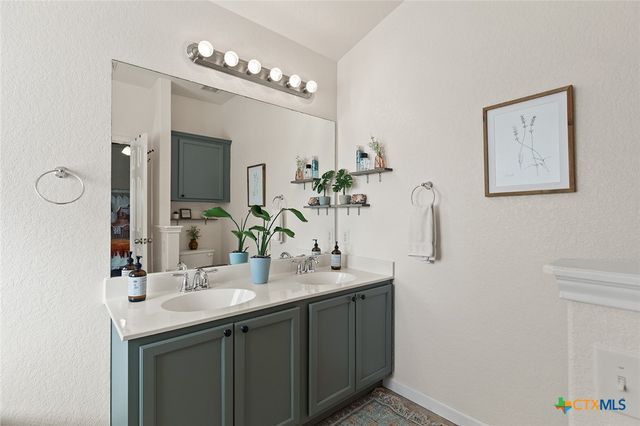 2126 Wiltshire Drive, New Braunfels, TX 78130