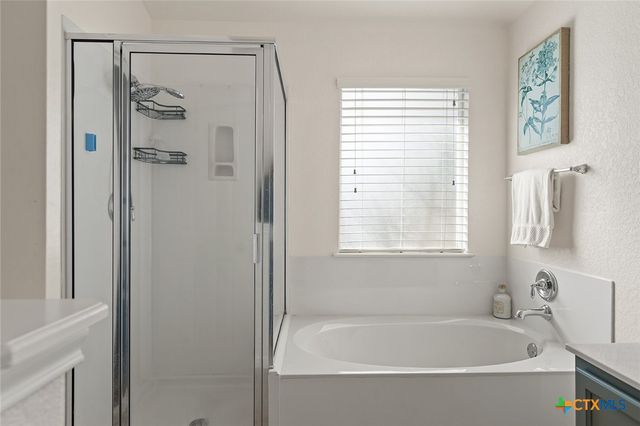 2126 Wiltshire Drive, New Braunfels, TX 78130