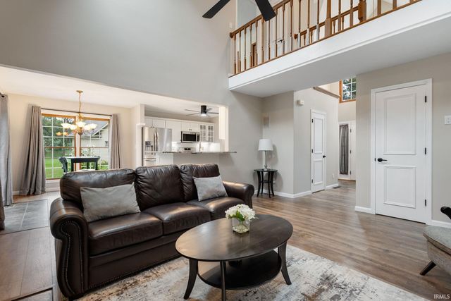 2208 Woodland Court, Elkhart, IN 46514