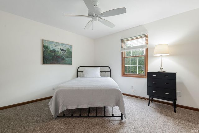 2208 Woodland Court, Elkhart, IN 46514