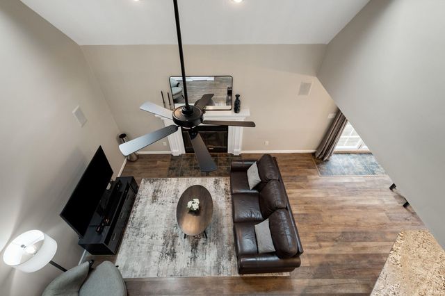 2208 Woodland Court, Elkhart, IN 46514