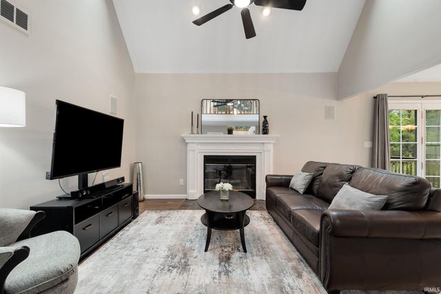 2208 Woodland Court, Elkhart, IN 46514