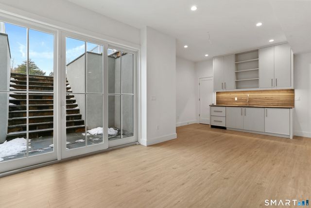 21 Warnock Drive, Westport, CT 06880