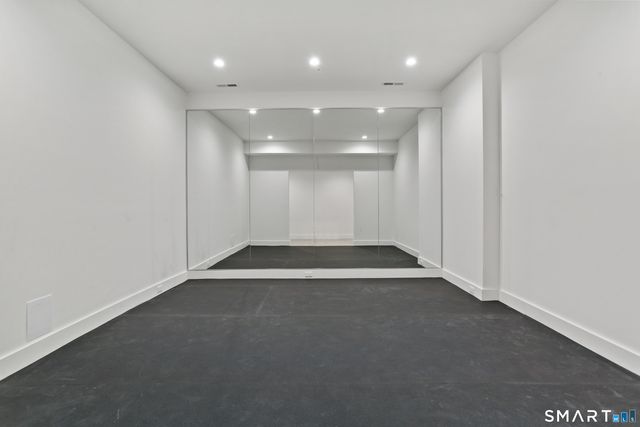 21 Warnock Drive, Westport, CT 06880