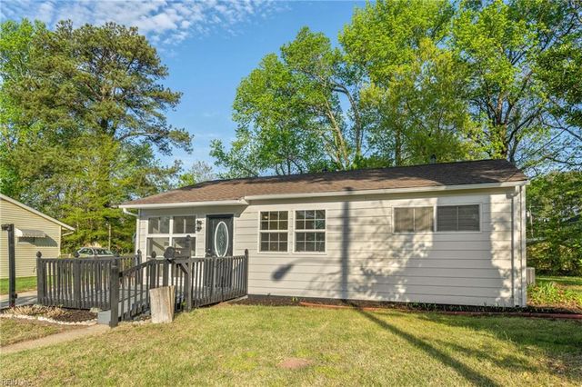 119 York DR, Portsmouth, VA 23702