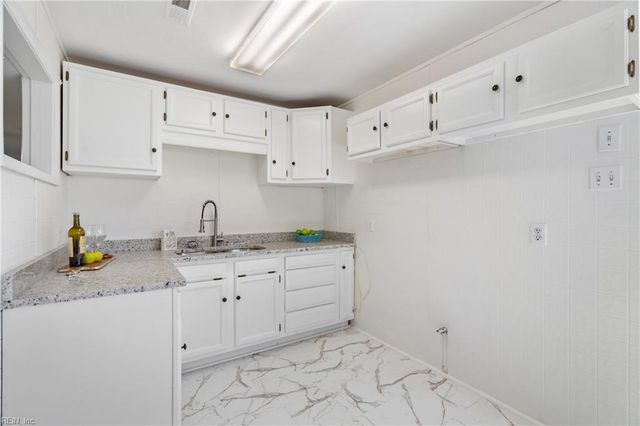 119 York DR, Portsmouth, VA 23702