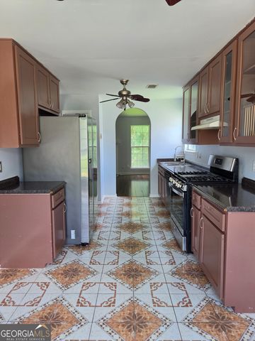 6923 Biscayne Boulevard, Rex, GA 30273