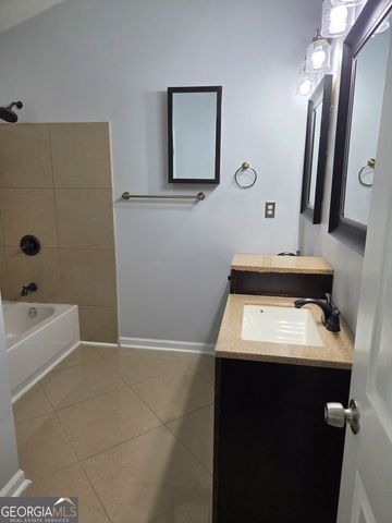6923 Biscayne Boulevard, Rex, GA 30273