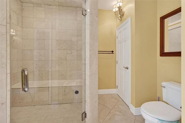 105 Lantern Cir, Peters Twp, PA 15317