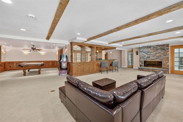 105 Lantern Cir, Peters Twp, PA 15317