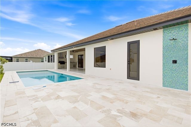 114 SW 36th PL, Cape Coral, FL 33991