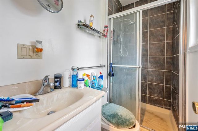 109 Bergen Avenue, Bergenfield, NJ 07621