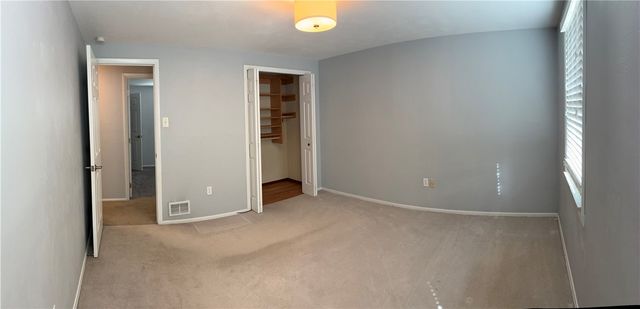 5176 Janie Dr, Baldwin Boro, PA 15227