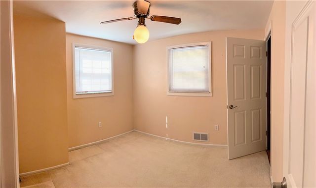 5176 Janie Dr, Baldwin Boro, PA 15227