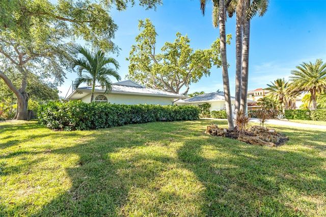 1648 SHELBURNE LANE, Sarasota, FL 34231