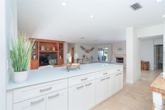 1648 SHELBURNE LANE, Sarasota, FL 34231