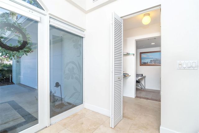 1648 SHELBURNE LANE, Sarasota, FL 34231