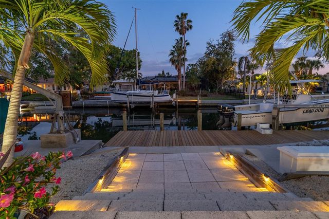 1648 SHELBURNE LANE, Sarasota, FL 34231