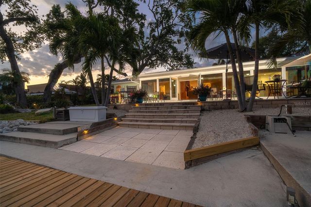 1648 SHELBURNE LANE, Sarasota, FL 34231