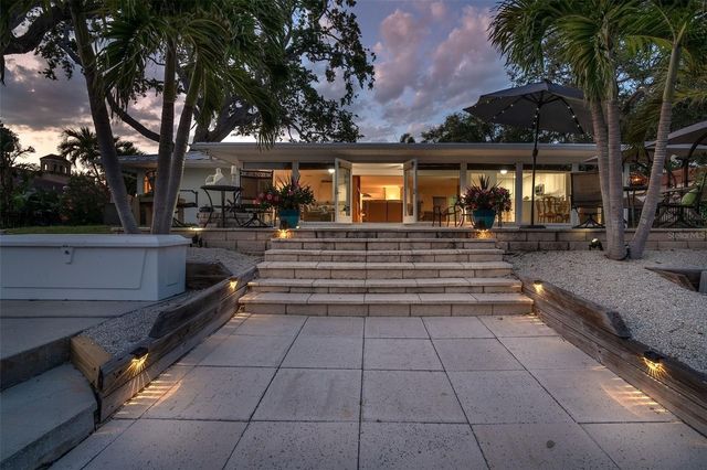 1648 SHELBURNE LANE, Sarasota, FL 34231