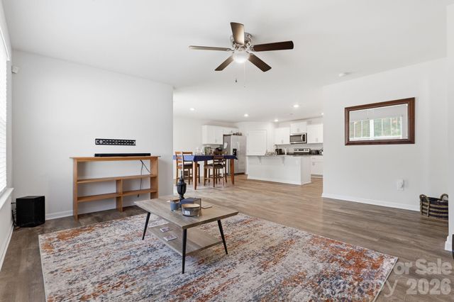 2814 Sherrills Stream Drive, Sherrills Ford, NC 28673
