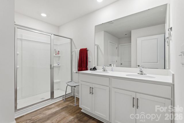 2814 Sherrills Stream Drive, Sherrills Ford, NC 28673