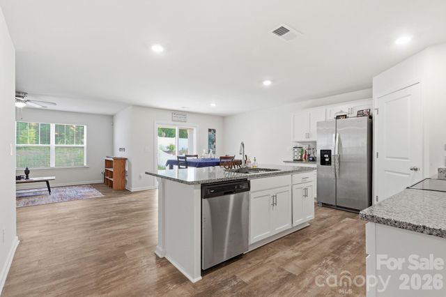 2814 Sherrills Stream Drive, Sherrills Ford, NC 28673
