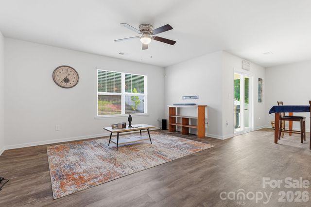 2814 Sherrills Stream Drive, Sherrills Ford, NC 28673