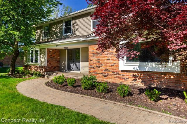 20973 Westfarm Lane, Northville, MI 48167