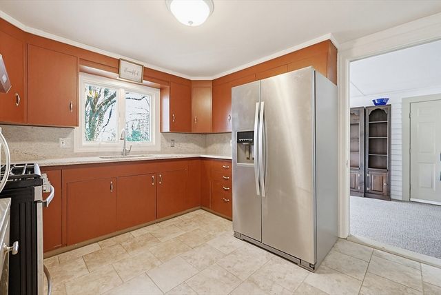 76 Curtis Ave, Marlborough, MA 01752